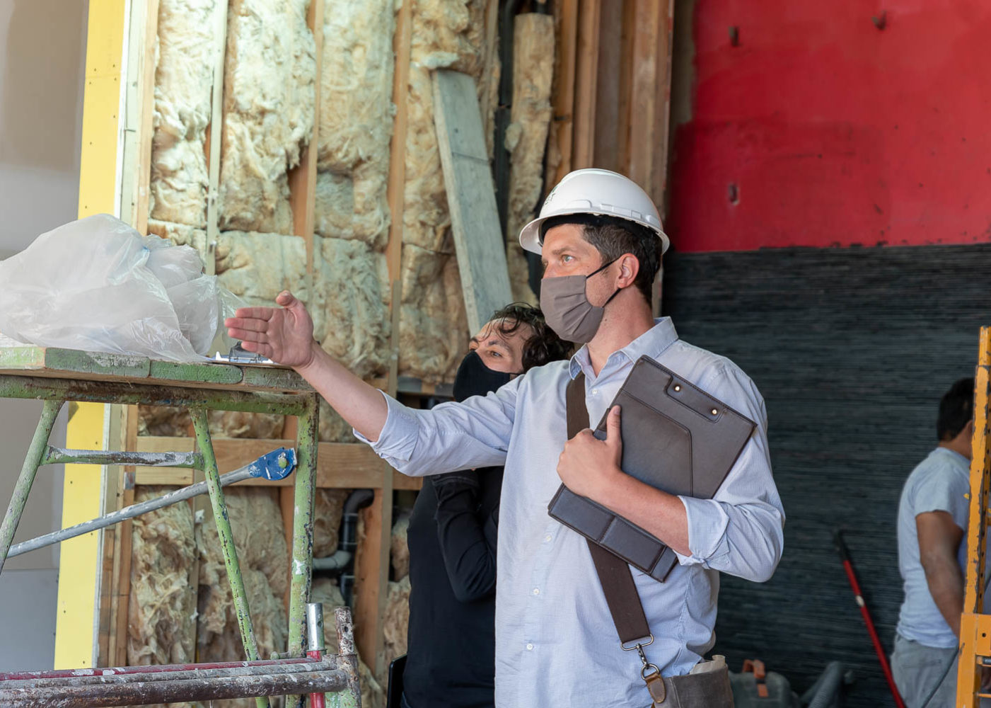 Supervisor Instructing